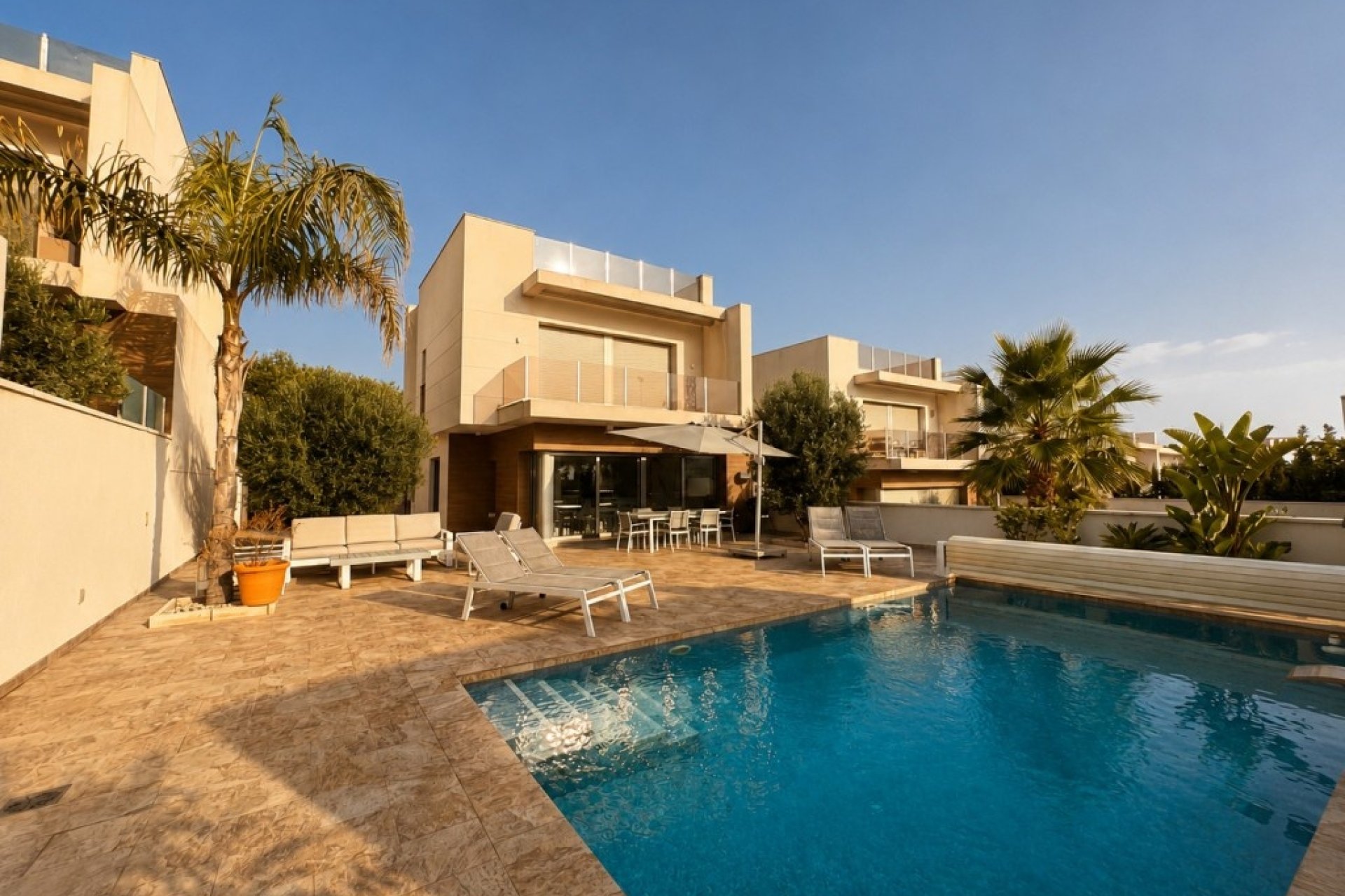 Reventa - Villa -
San Miguel de Salinas - Inland