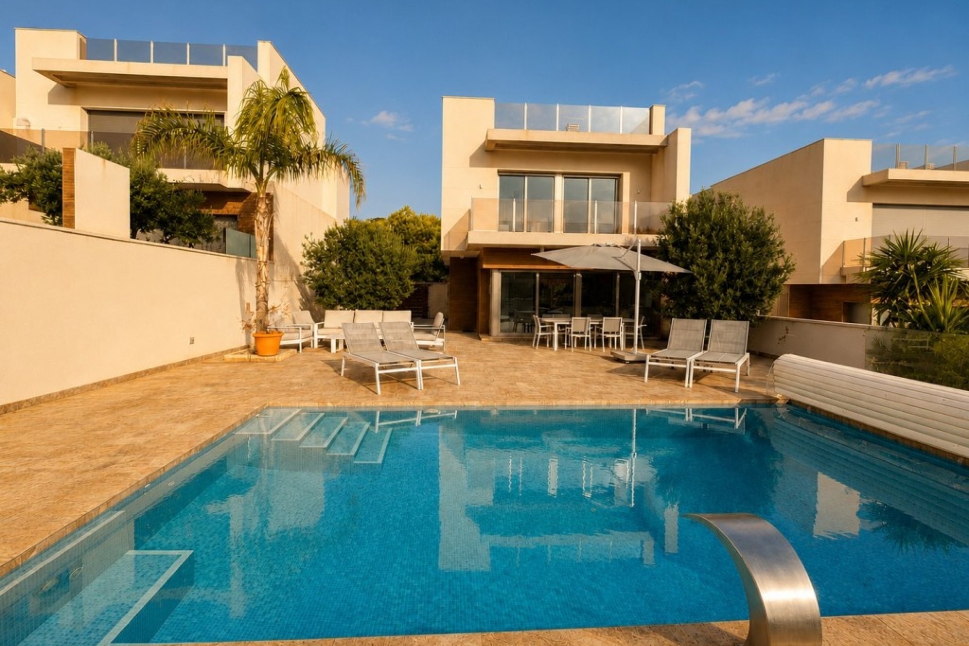 Reventa - Villa -
San Miguel de Salinas - Inland