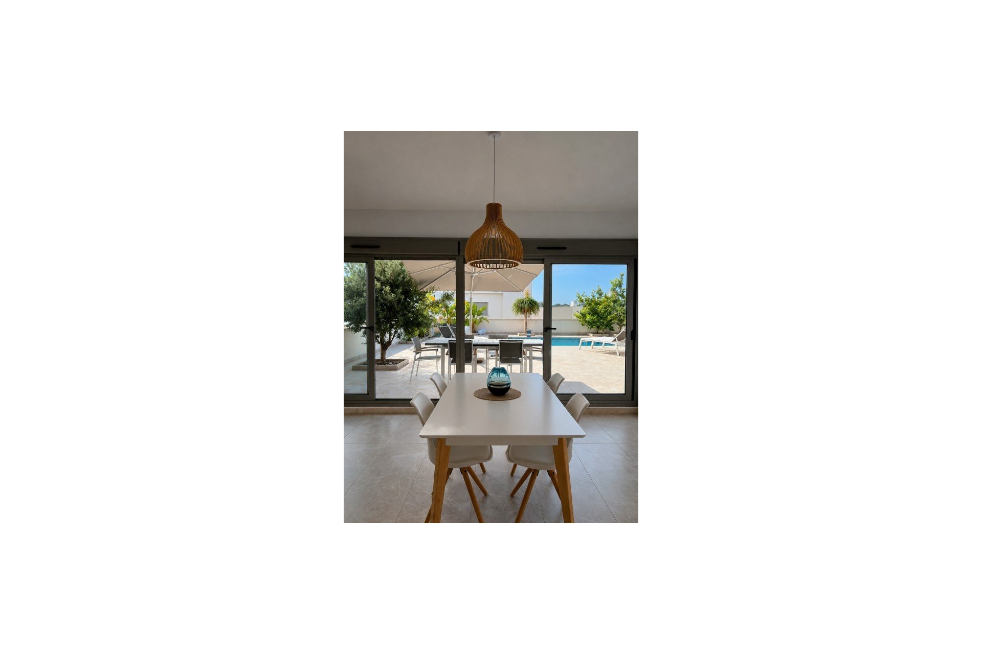 Reventa - Villa -
San Miguel de Salinas - Inland