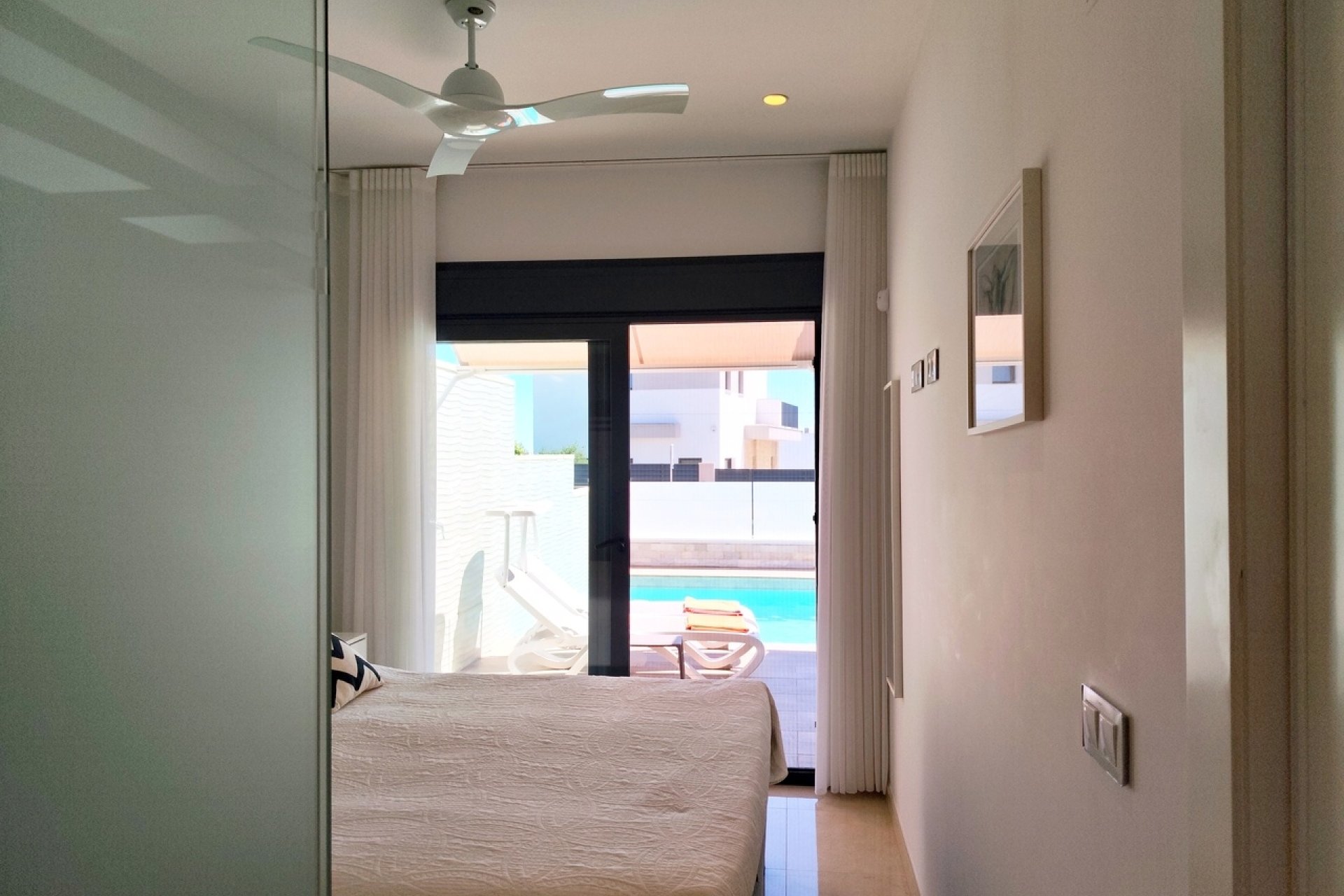 Reventa - Villa -
San Miguel de Salinas - Inland