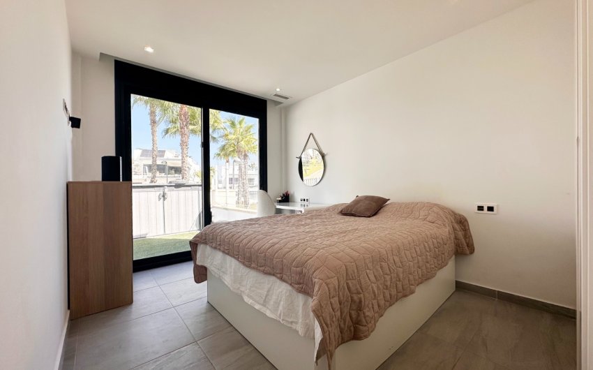 Reventa - Villa -
San Miguel de Salinas - Inland