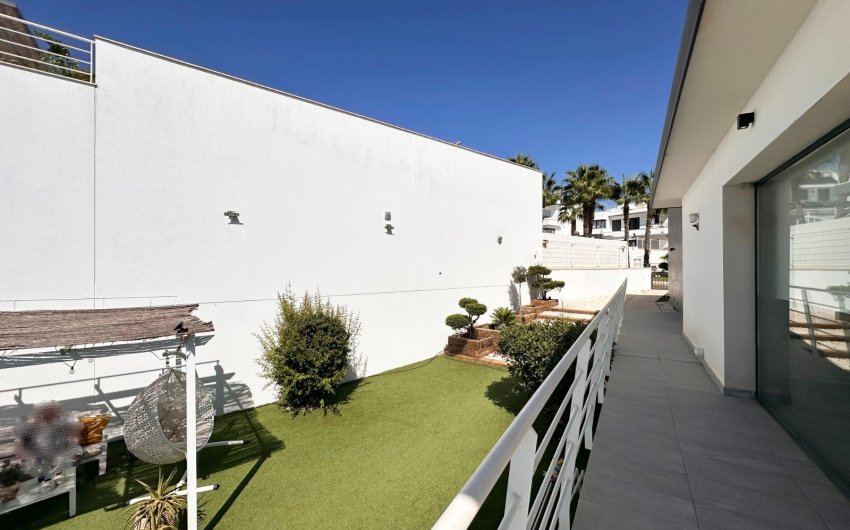 Reventa - Villa -
San Miguel de Salinas - Inland