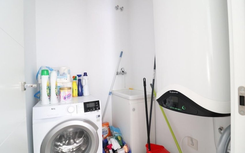 Reventa - Villa -
San Miguel de Salinas - Inland