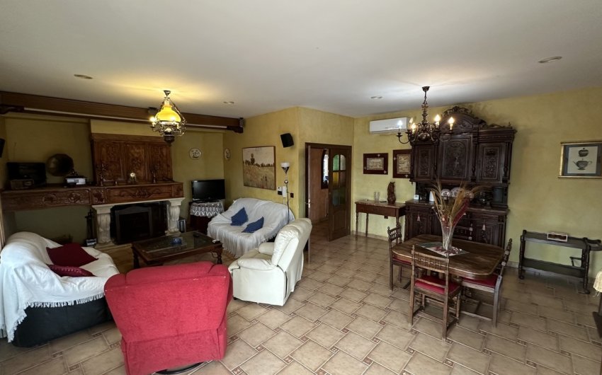 Reventa - Villa -
San Miguel de Salinas - Inland