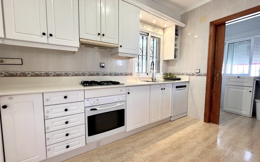 Reventa - Villa -
San Miguel de Salinas - Inland