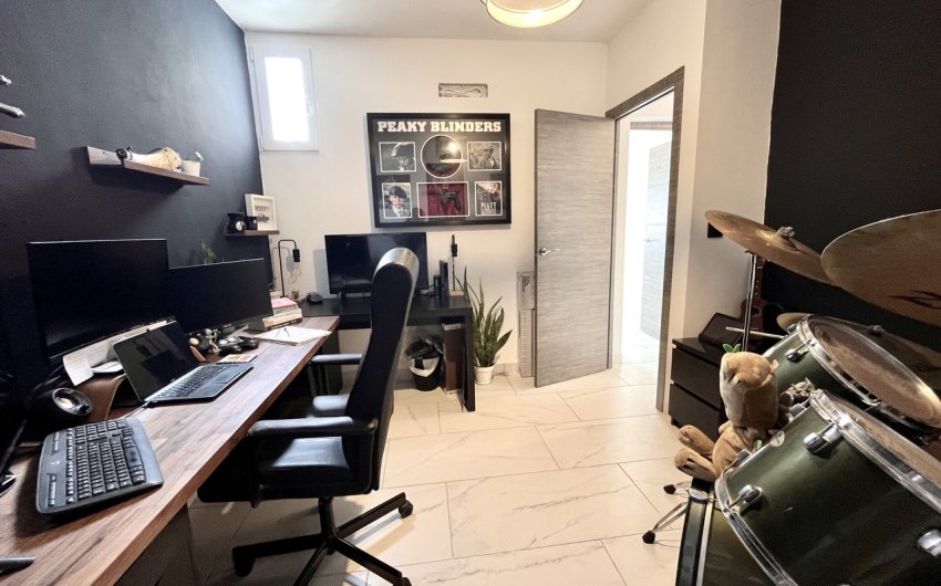 Reventa - Villa -
San Miguel de Salinas - Inland