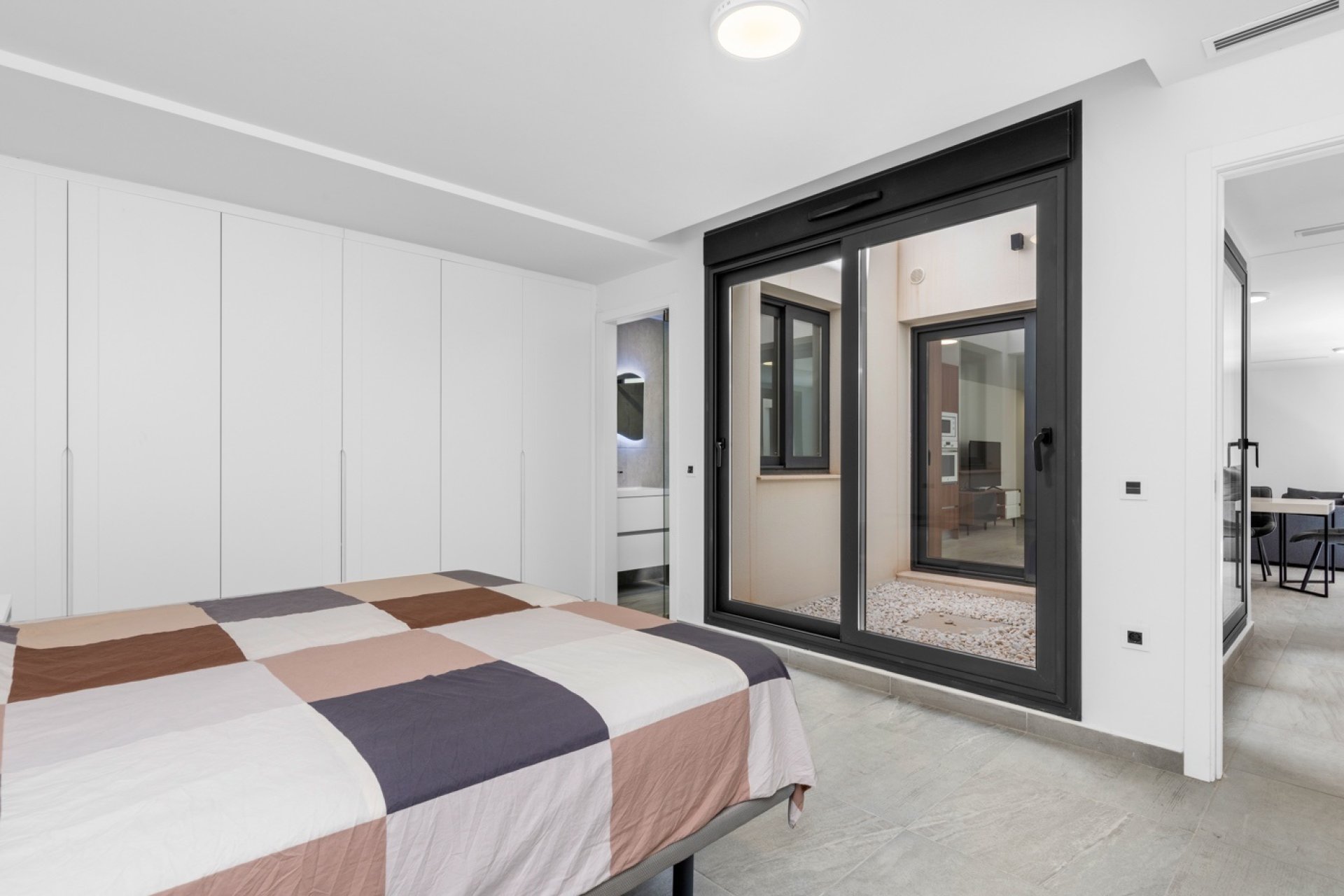 Reventa - Villa -
San Miguel de Salinas - Inland