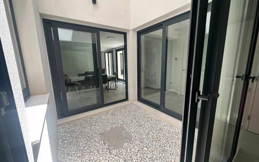 Reventa - Villa -
San Miguel de Salinas - Inland