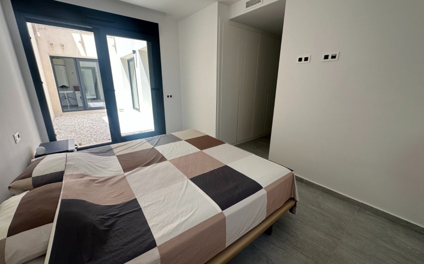 Reventa - Villa -
San Miguel de Salinas - Inland