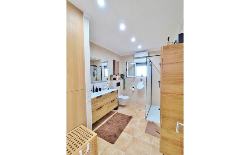 Reventa - Villa -
San Miguel de Salinas - Inland