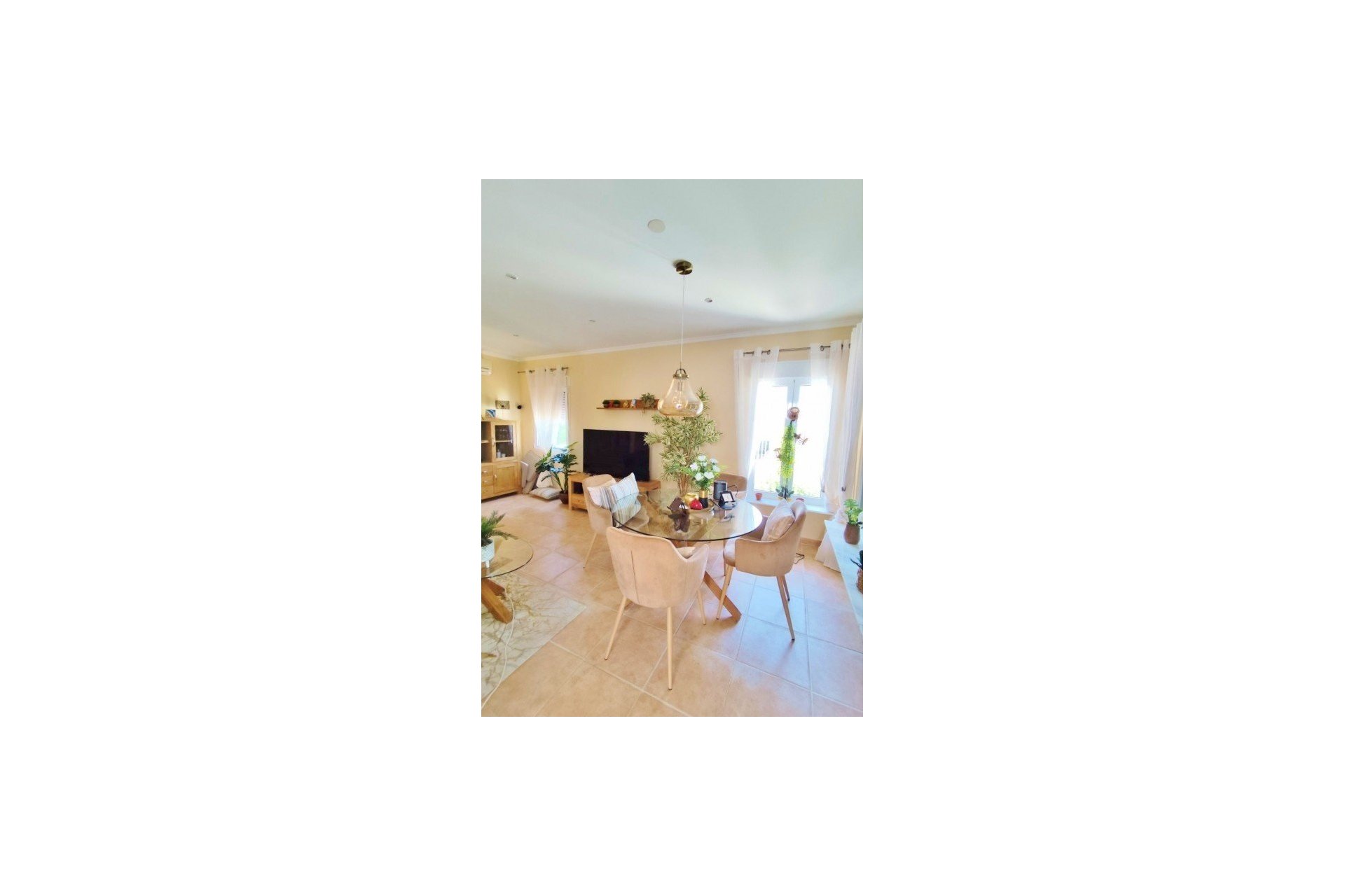 Reventa - Villa -
San Miguel de Salinas - Inland