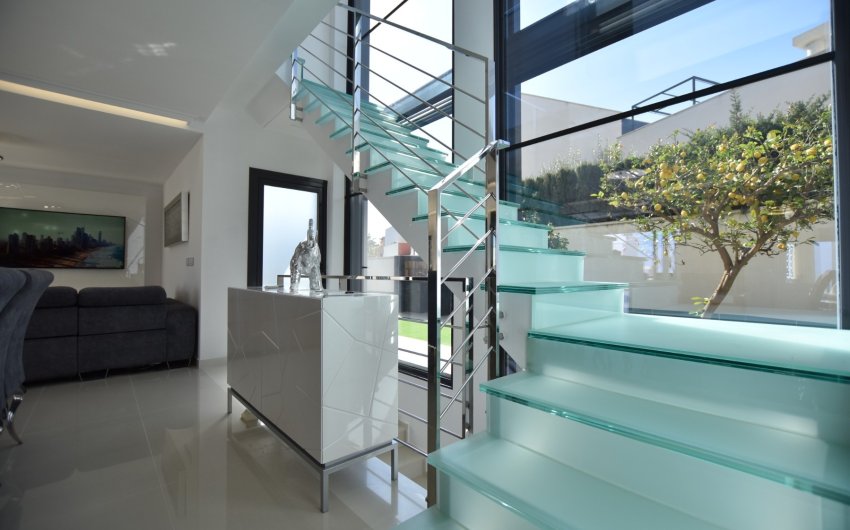 Reventa - Villa -
San Miguel de Salinas - Inland