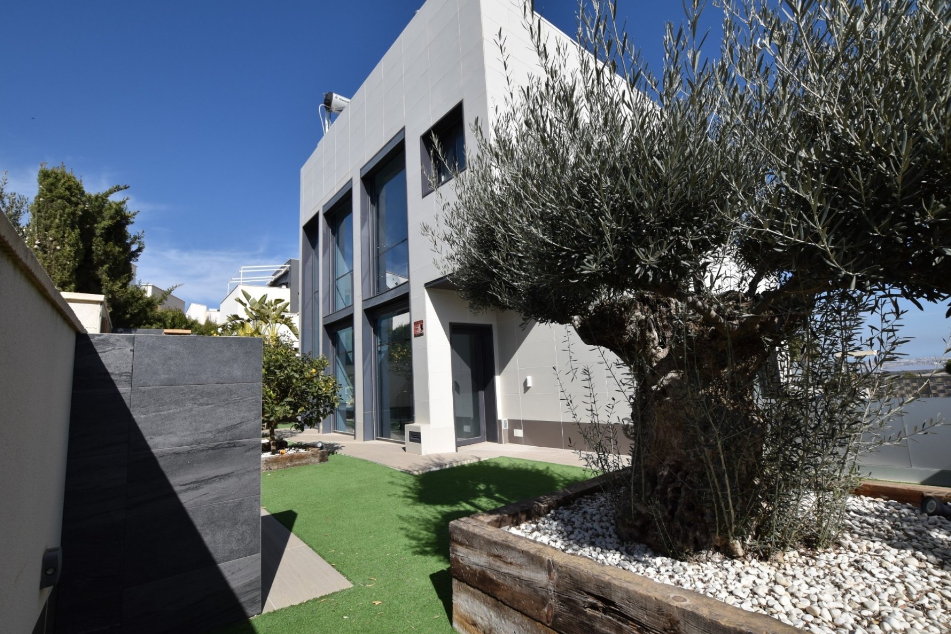 Reventa - Villa -
San Miguel de Salinas - Inland