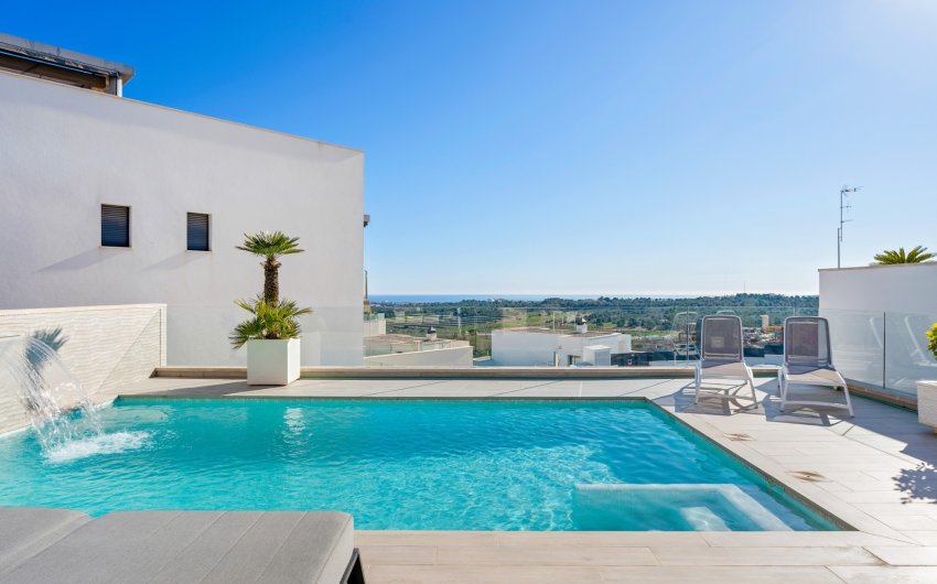 Reventa - Villa -
San Miguel de Salinas - Inland