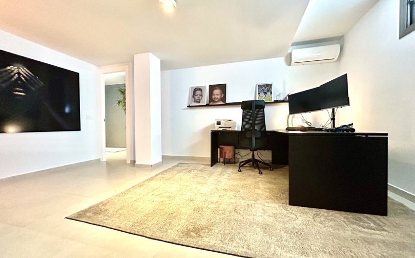 Reventa - Villa -
San Miguel de Salinas - Inland