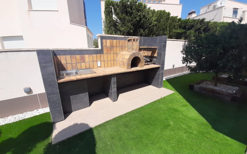 Reventa - Villa -
San Miguel de Salinas - Inland