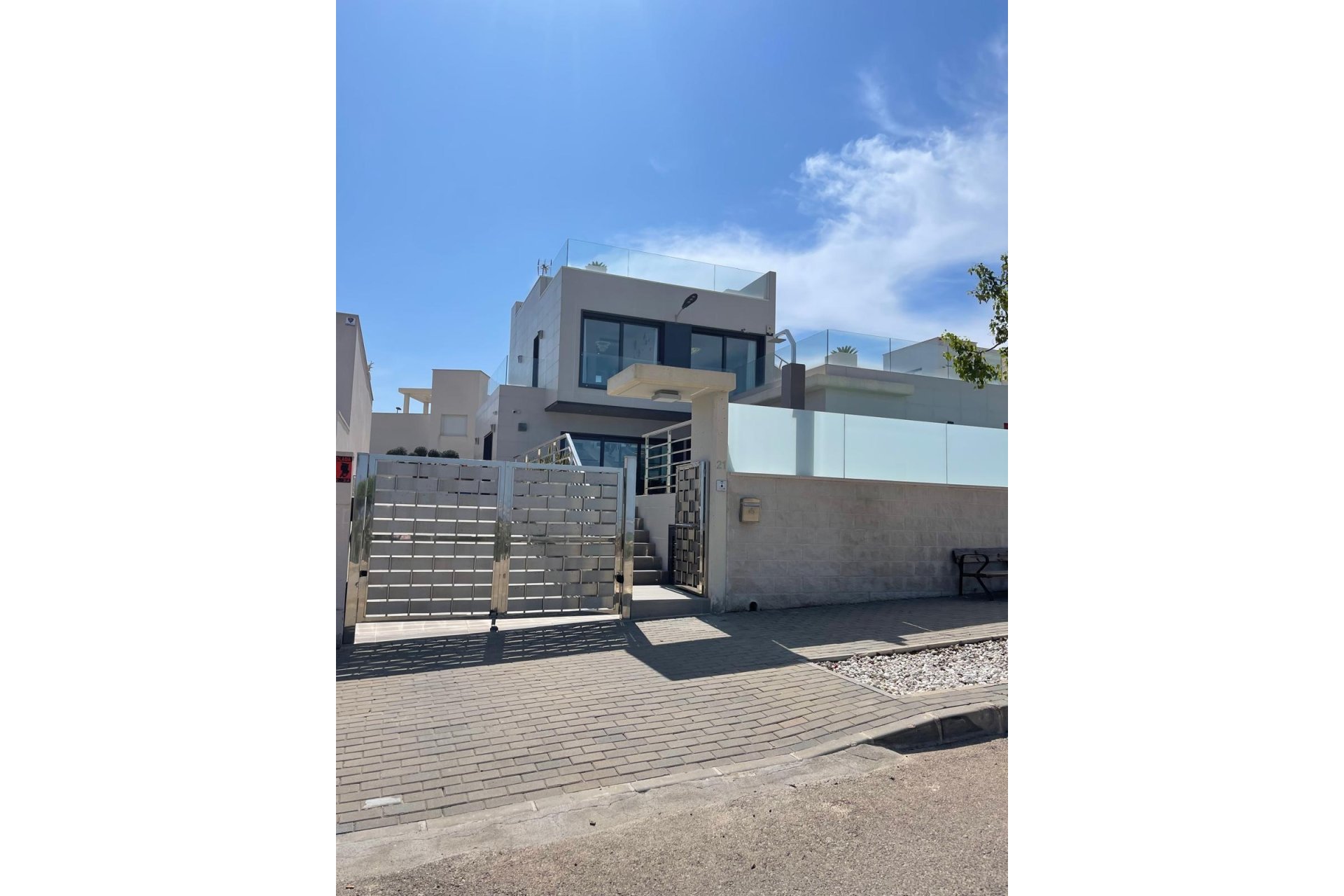 Reventa - Villa -
San Miguel de Salinas - Inland