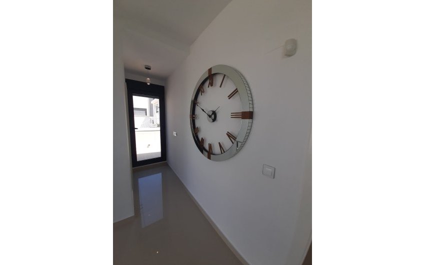 Reventa - Villa -
San Miguel de Salinas - Inland