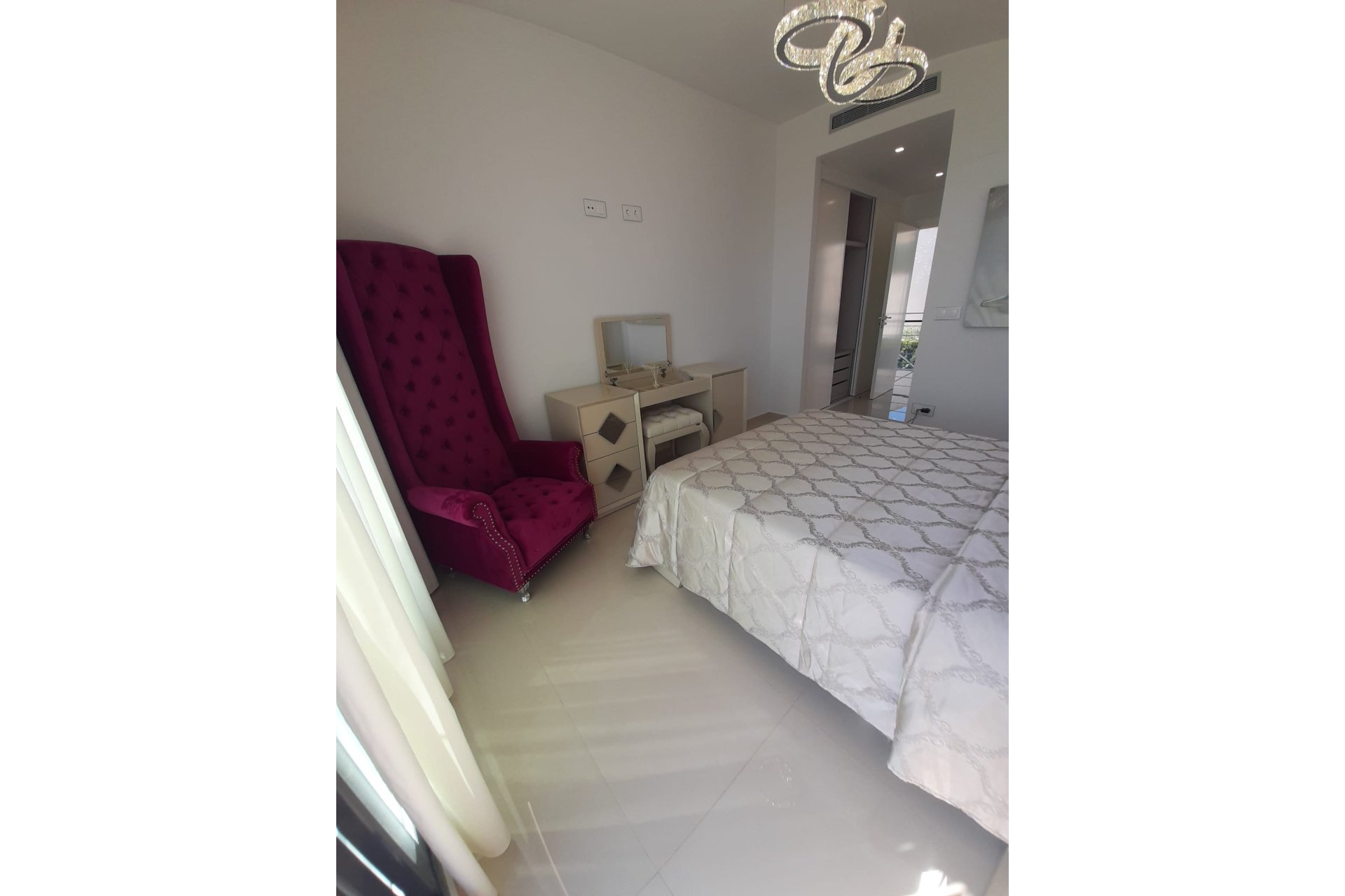 Reventa - Villa -
San Miguel de Salinas - Inland