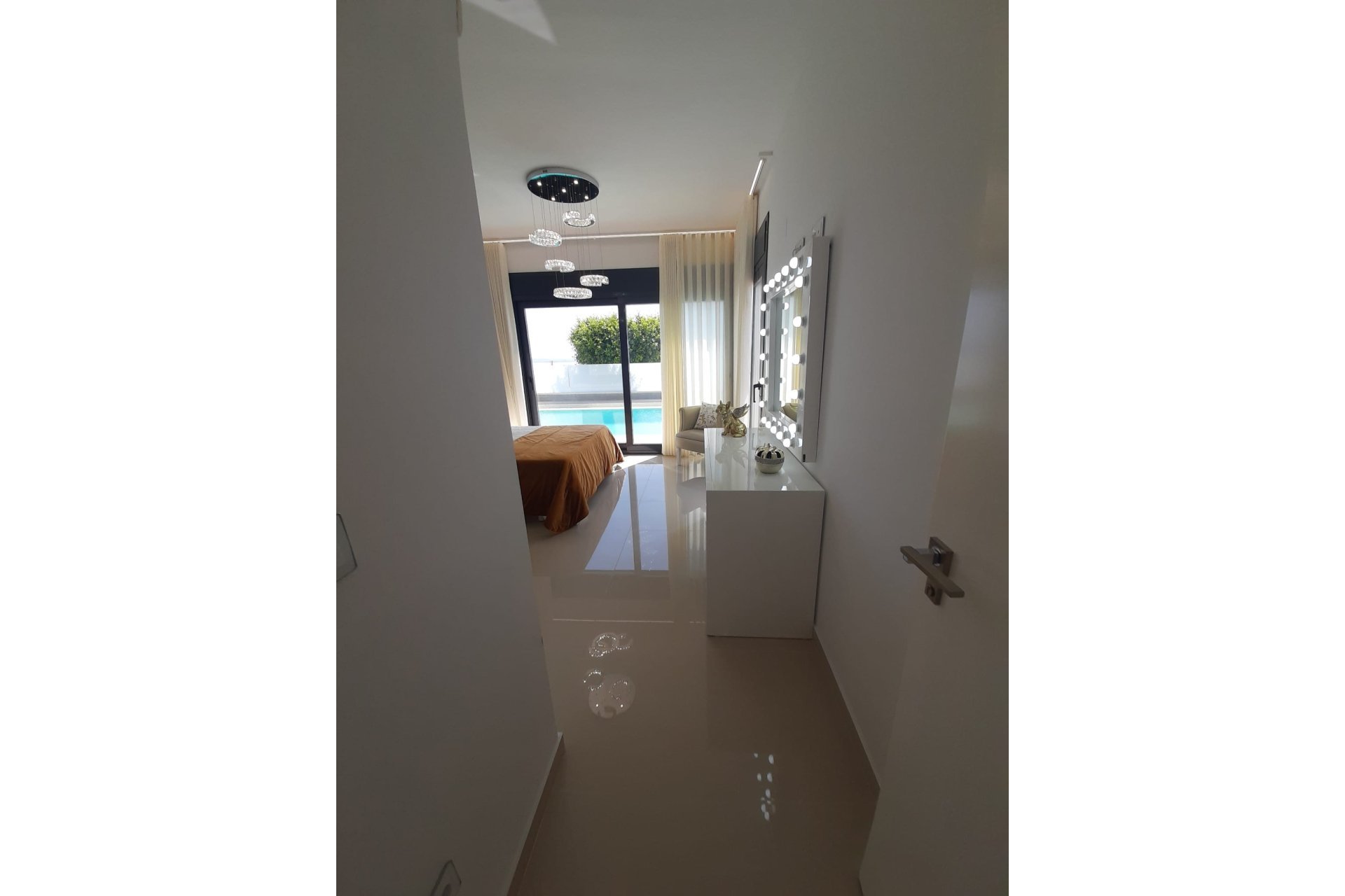 Reventa - Villa -
San Miguel de Salinas - Inland