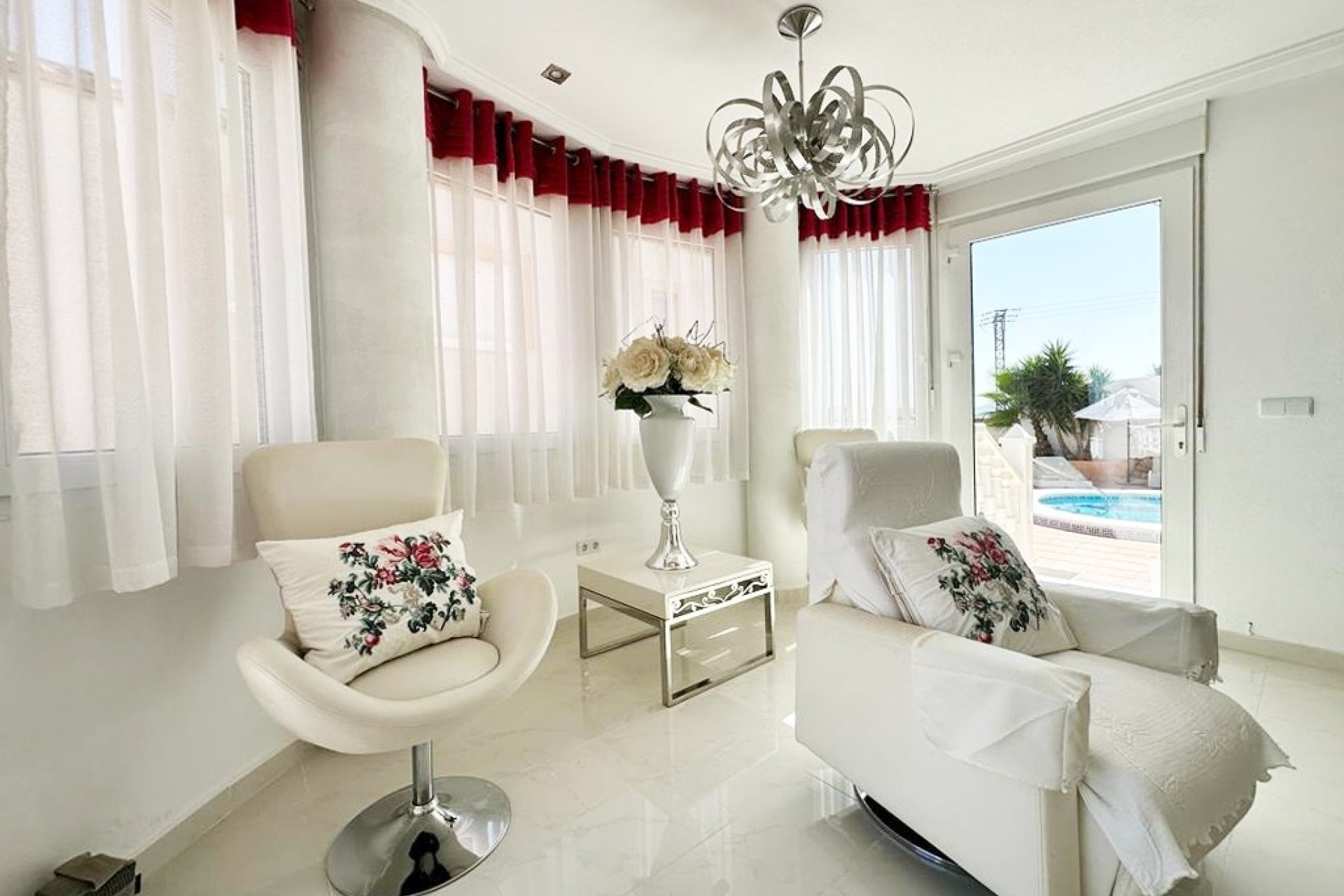 Reventa - Villa -
San Miguel de Salinas - Inland