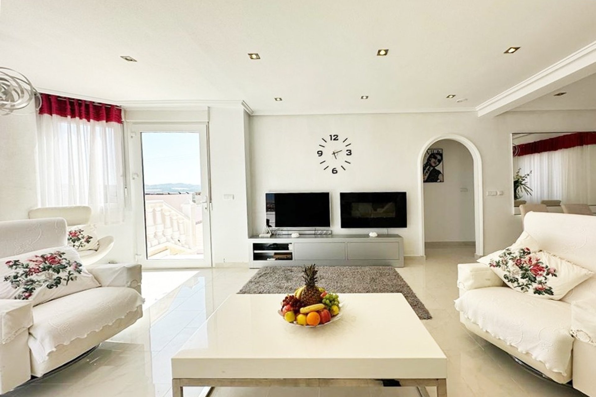 Reventa - Villa -
San Miguel de Salinas - Inland