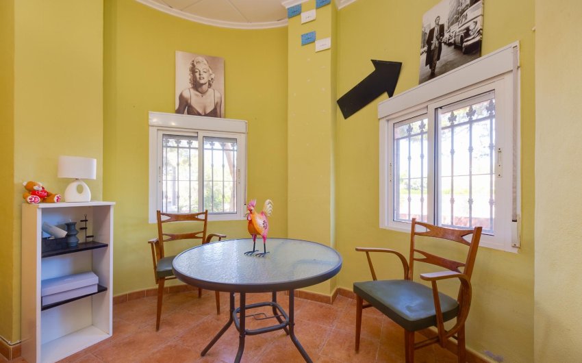 Reventa - Villa -
San Miguel de Salinas - Inland