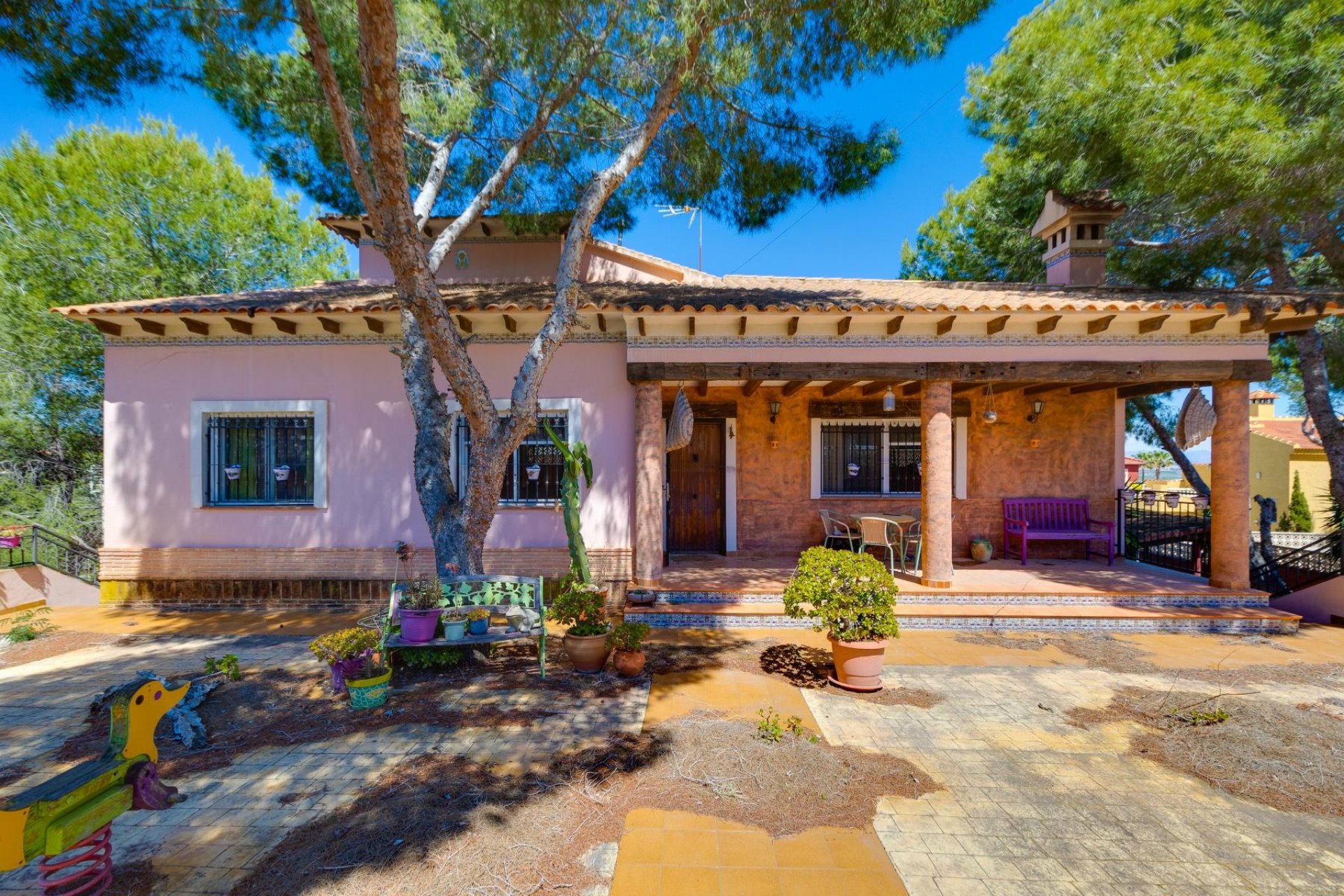 Reventa - Villa -
San Miguel de Salinas - Inland