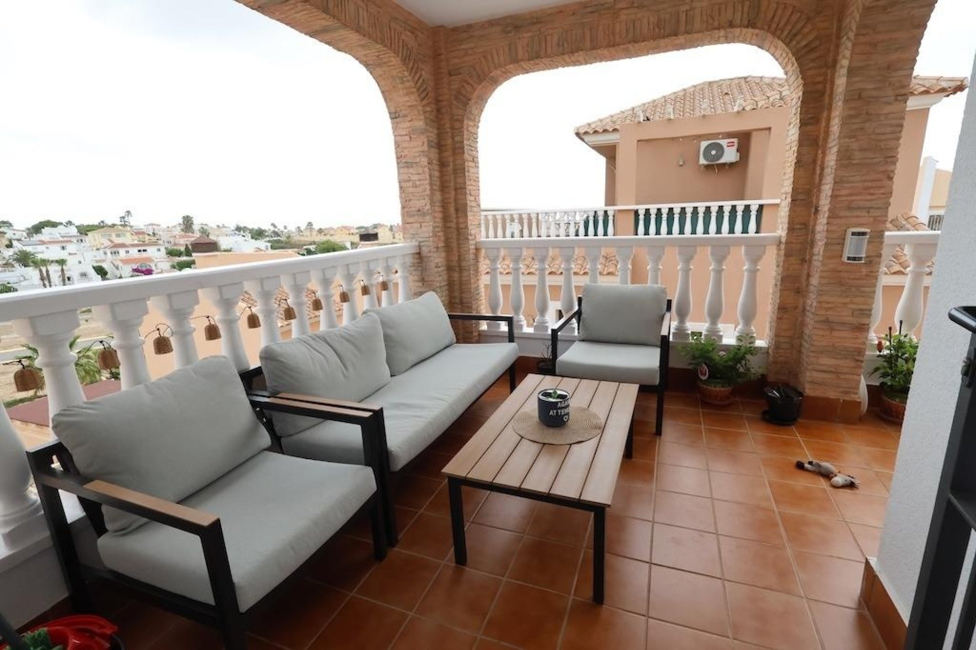 Reventa - Villa -
San Miguel de Salinas - Inland