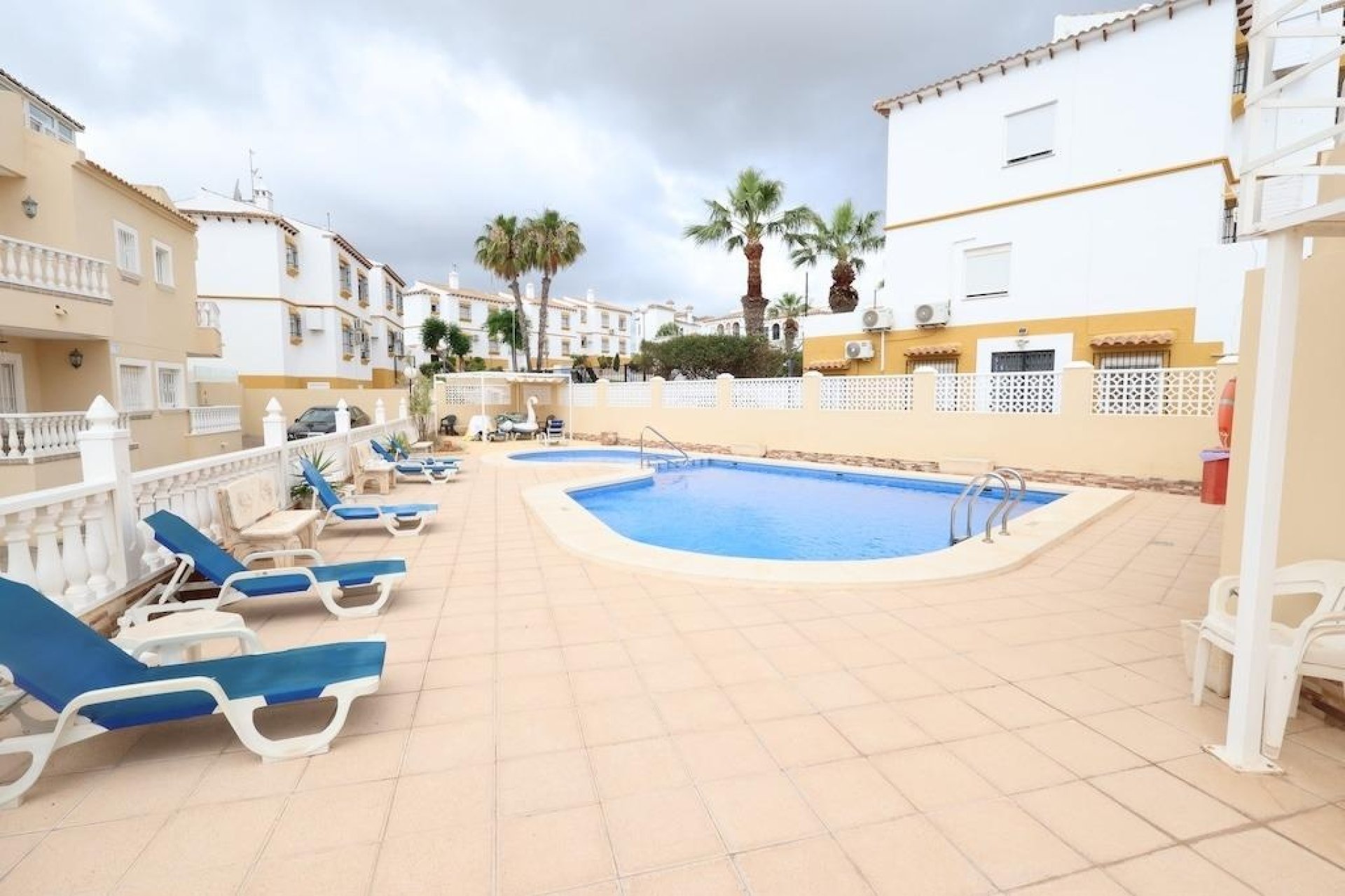 Reventa - Villa -
San Miguel de Salinas - Inland