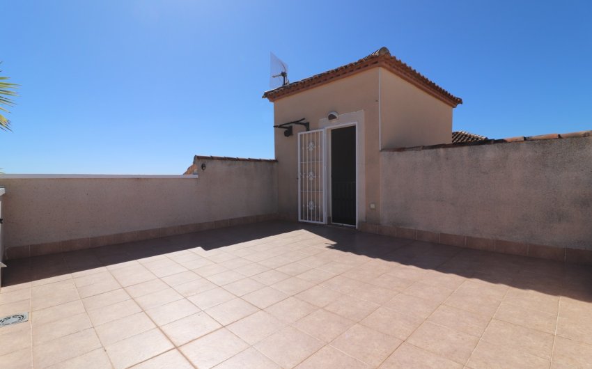 Reventa - Villa -
San Miguel de Salinas - Lake View Mansions