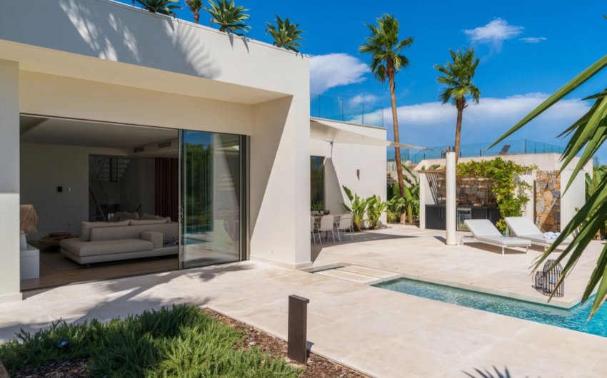 Reventa - Villa -
San Miguel de Salinas - Las Colinas golf