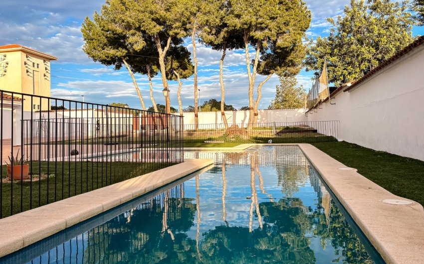 Reventa - Villa -
Santa Pola - El Poble Llevanti