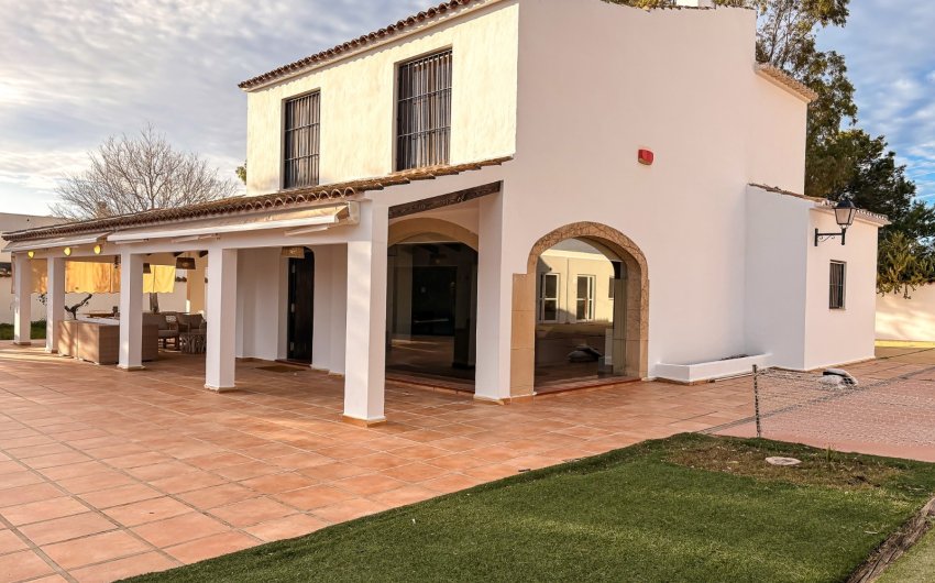Reventa - Villa -
Santa Pola - El Poble Llevanti