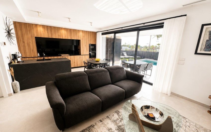 Reventa - Villa -
Santa Rosalia Resort - Inland
