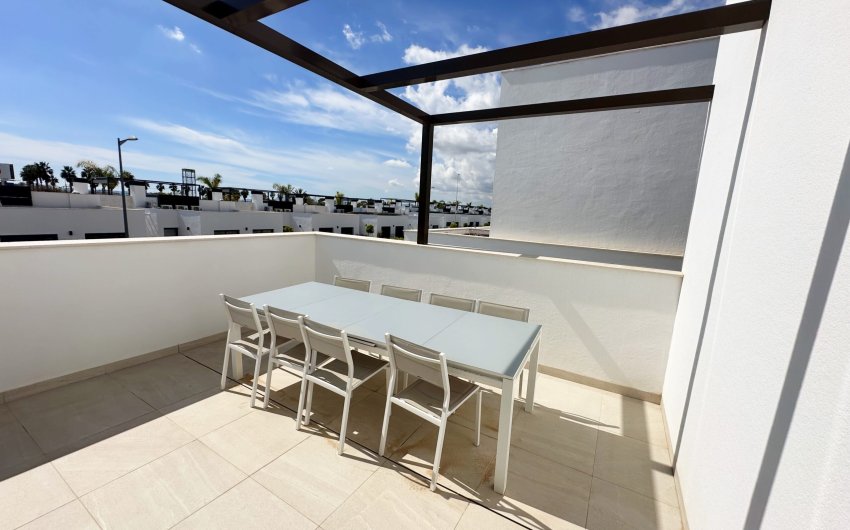 Reventa - Villa -
Santa Rosalia Resort - Inland