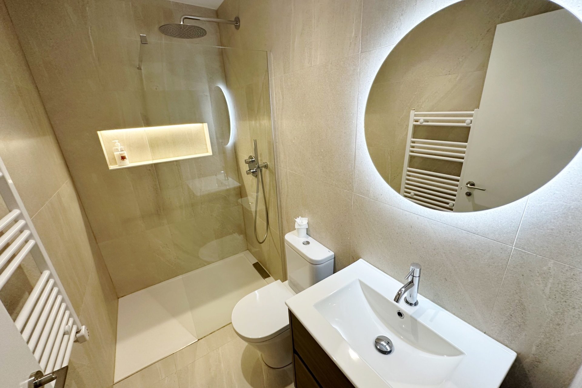 Reventa - Villa -
Santa Rosalia Resort - Inland