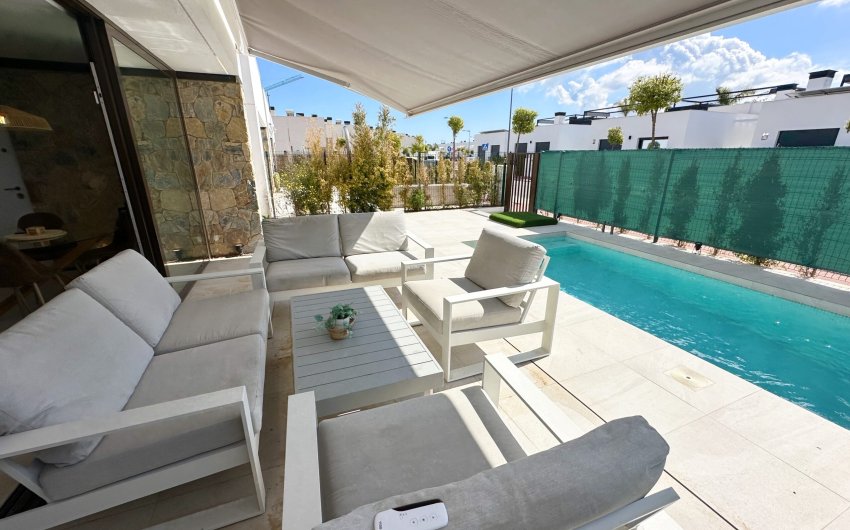 Reventa - Villa -
Santa Rosalia Resort - Inland