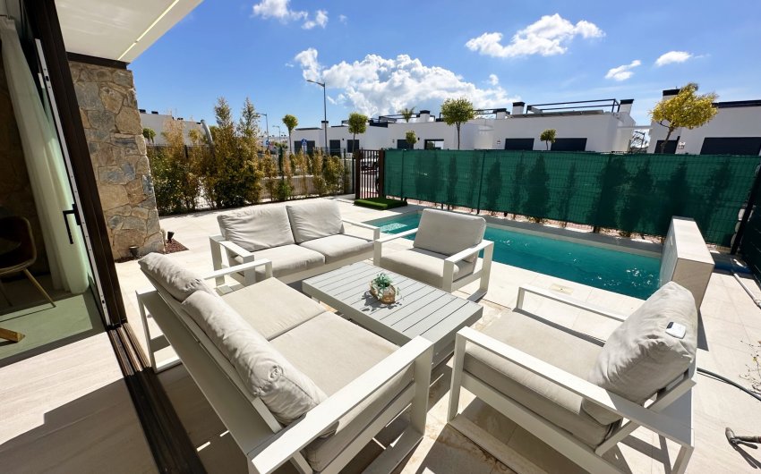 Reventa - Villa -
Santa Rosalia Resort - Inland