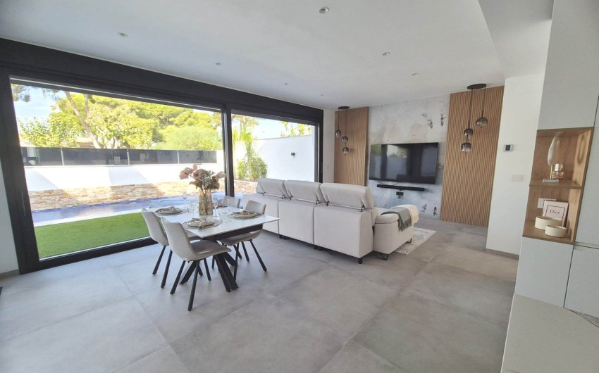 Reventa - Villa -
Santiago de La Ribera - Santiago de La Ribera - Town