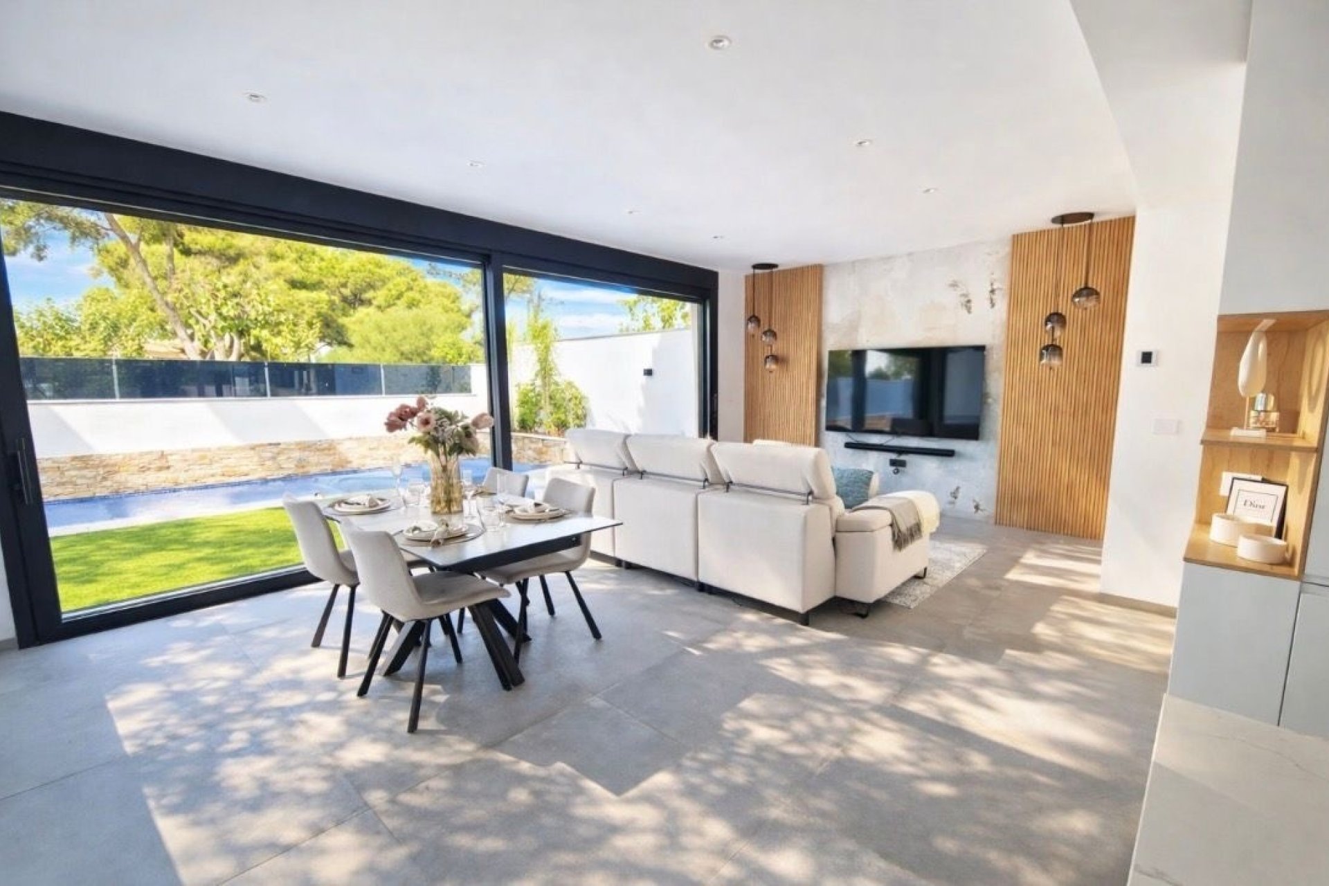 Reventa - Villa -
Santiago de la Ribera