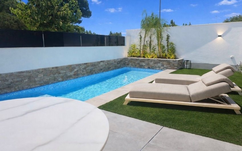 Reventa - Villa -
Santiago de la Ribera