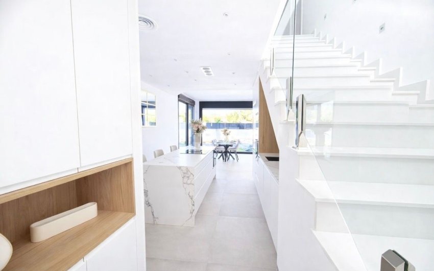 Reventa - Villa -
Santiago de la Ribera