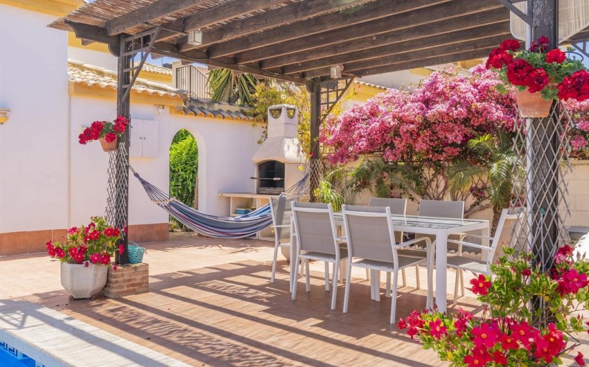 Reventa - Villa -
Sucina - Inland