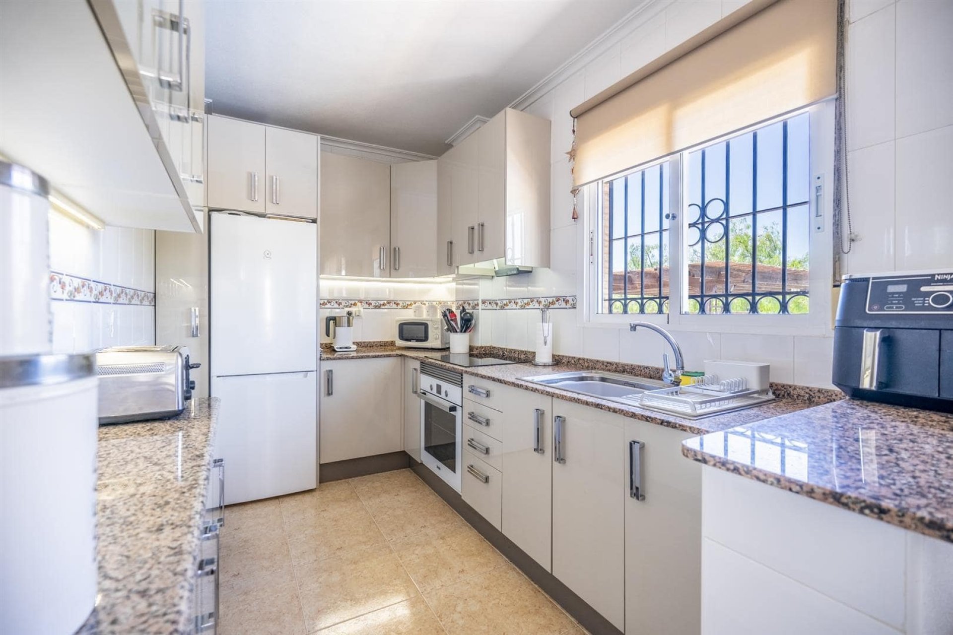 Reventa - Villa -
Sucina - Inland