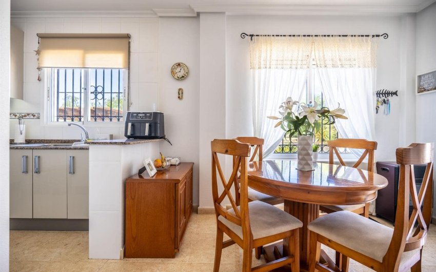 Reventa - Villa -
Sucina - Inland