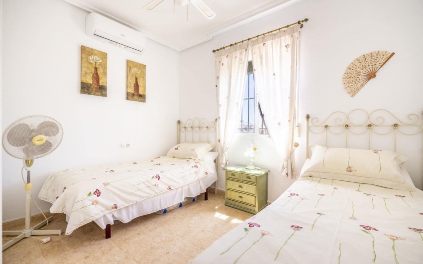 Reventa - Villa -
Sucina - Inland