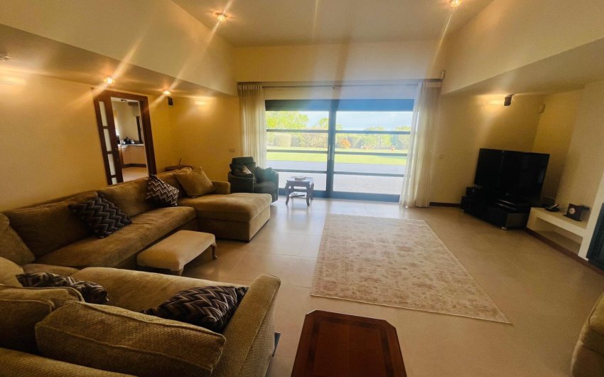 Reventa - Villa -
Sucina - Inland