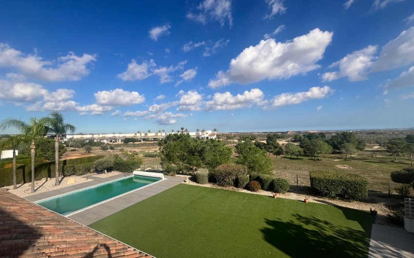 Reventa - Villa -
Sucina - Inland