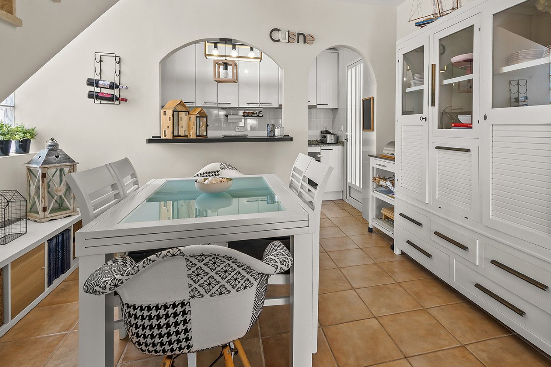 Reventa - Villa -
Torre de la Horadada - Pueblo Latino